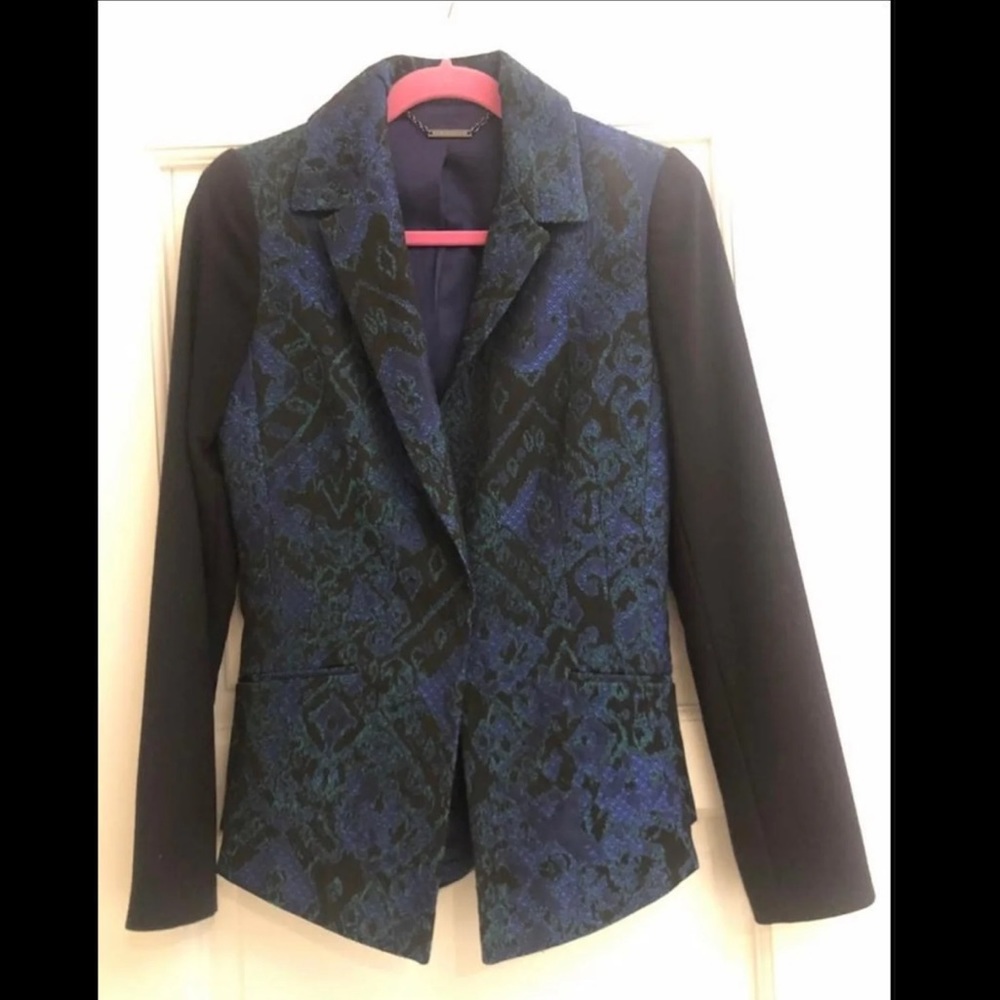 Eli Tahari Blazer Sz 4